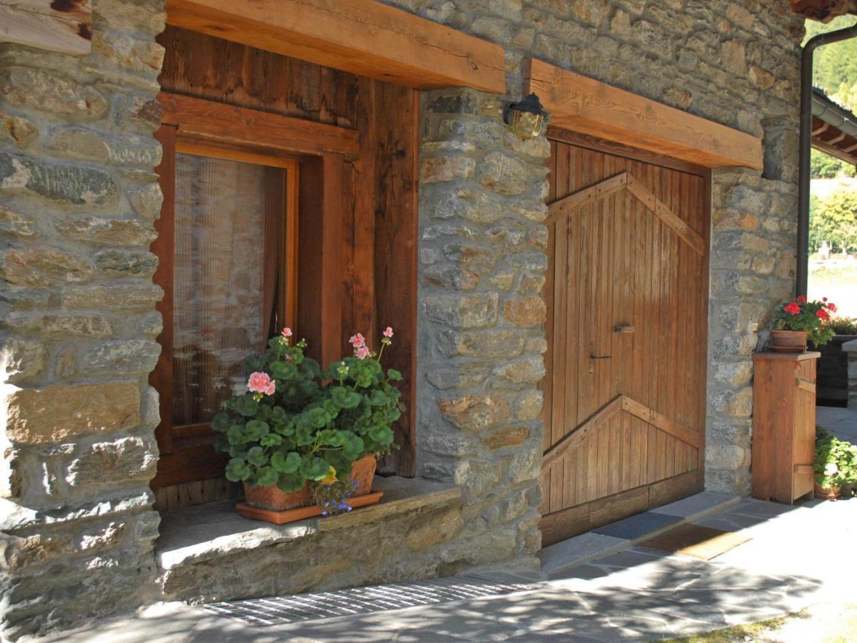 Chalet Chez Les Roset By Interhome Baulen エクステリア 写真