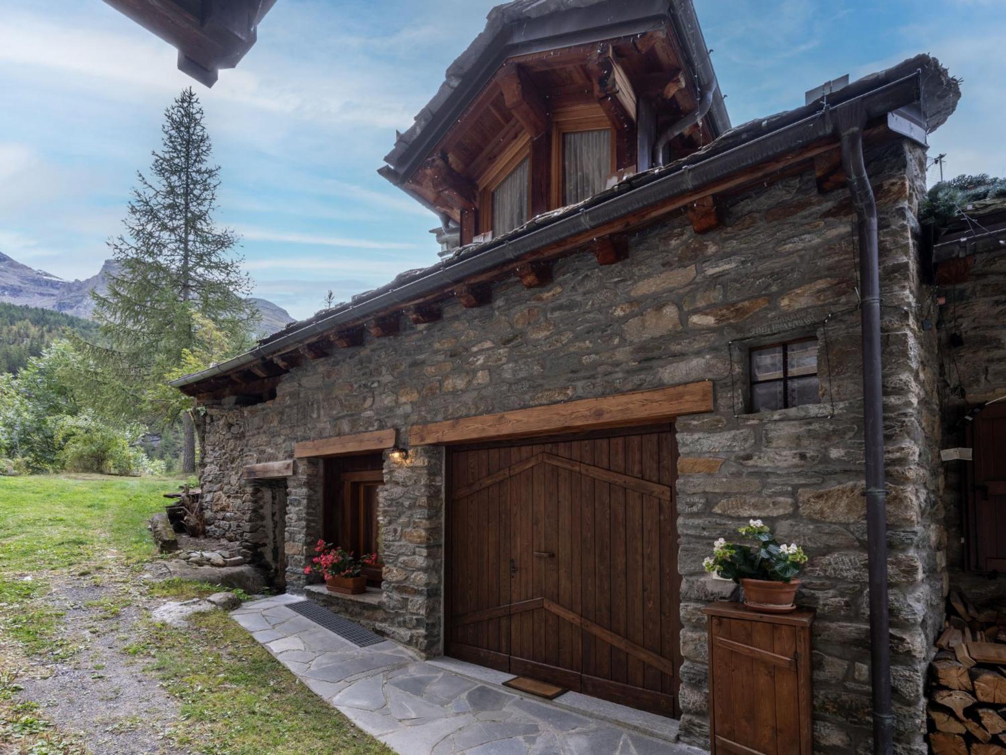 Chalet Chez Les Roset By Interhome Baulen エクステリア 写真