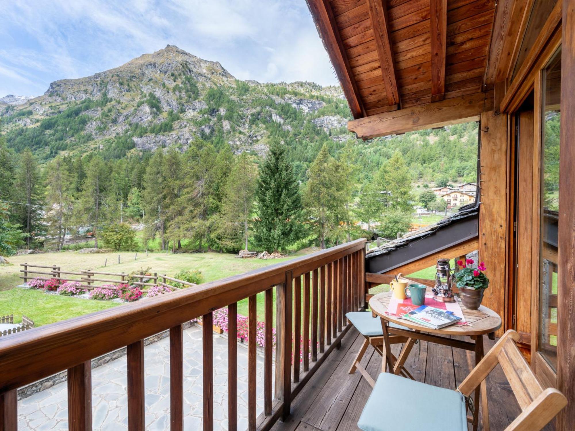 Chalet Chez Les Roset By Interhome Baulen エクステリア 写真